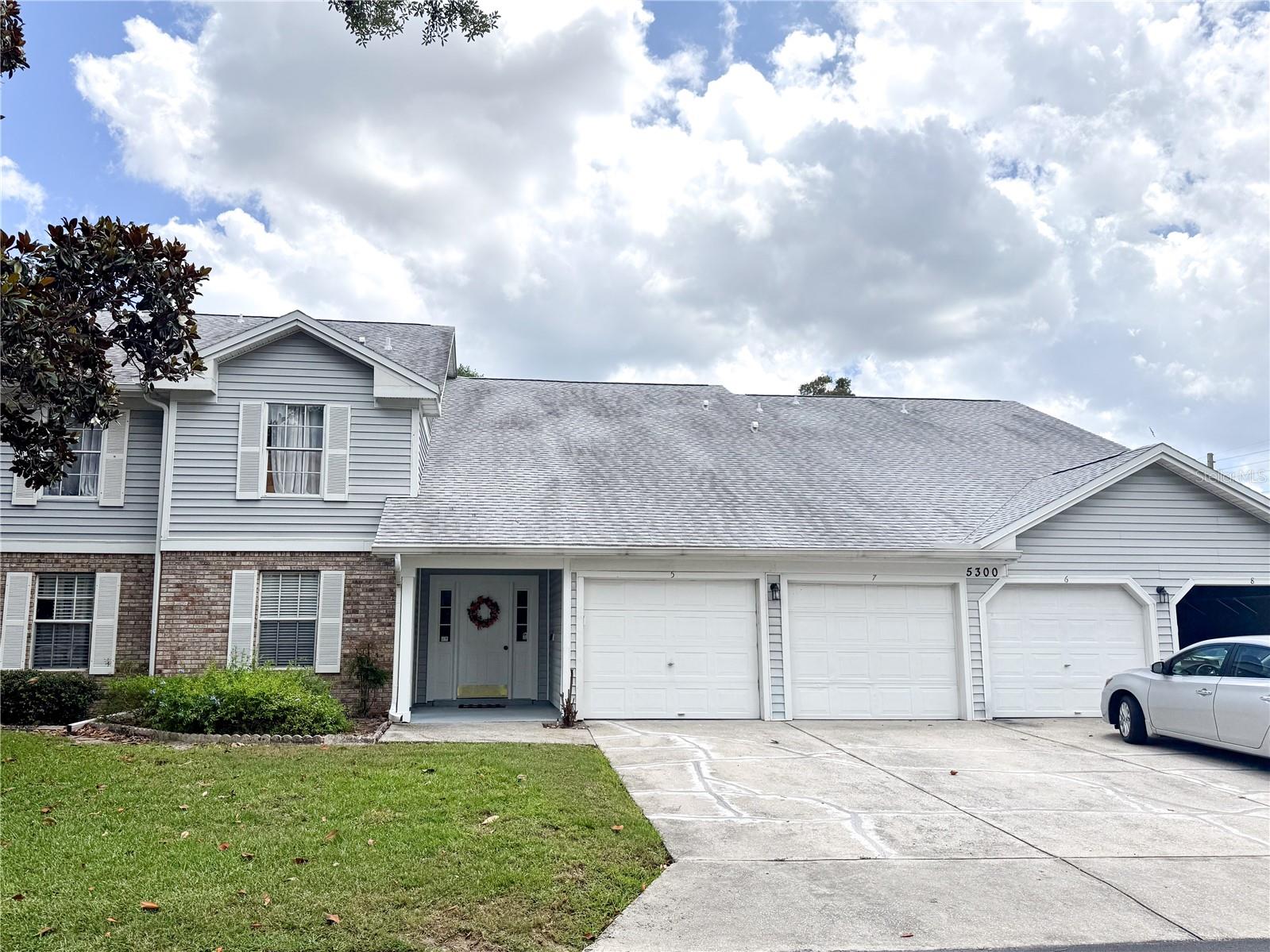 5300 White Cliff Ln #8 Property Photo 1