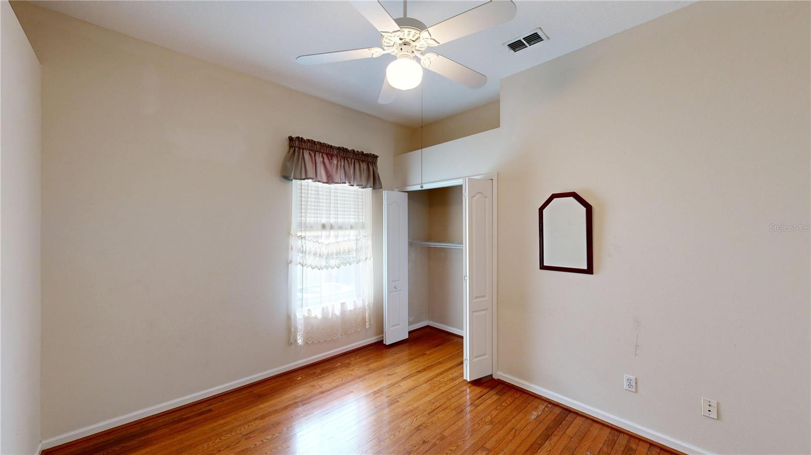529 Belhaven Falls Dr Property Photo 24