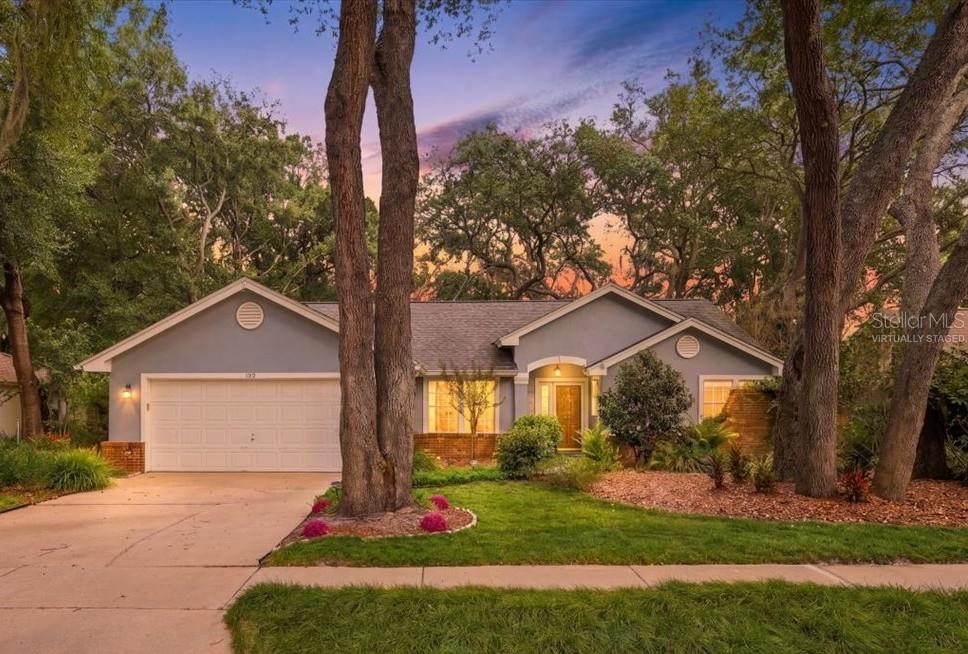 309 OAK LEAF CIR