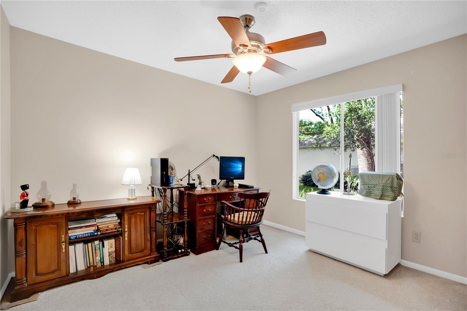 309 Oak Leaf Cir Property Photo 16