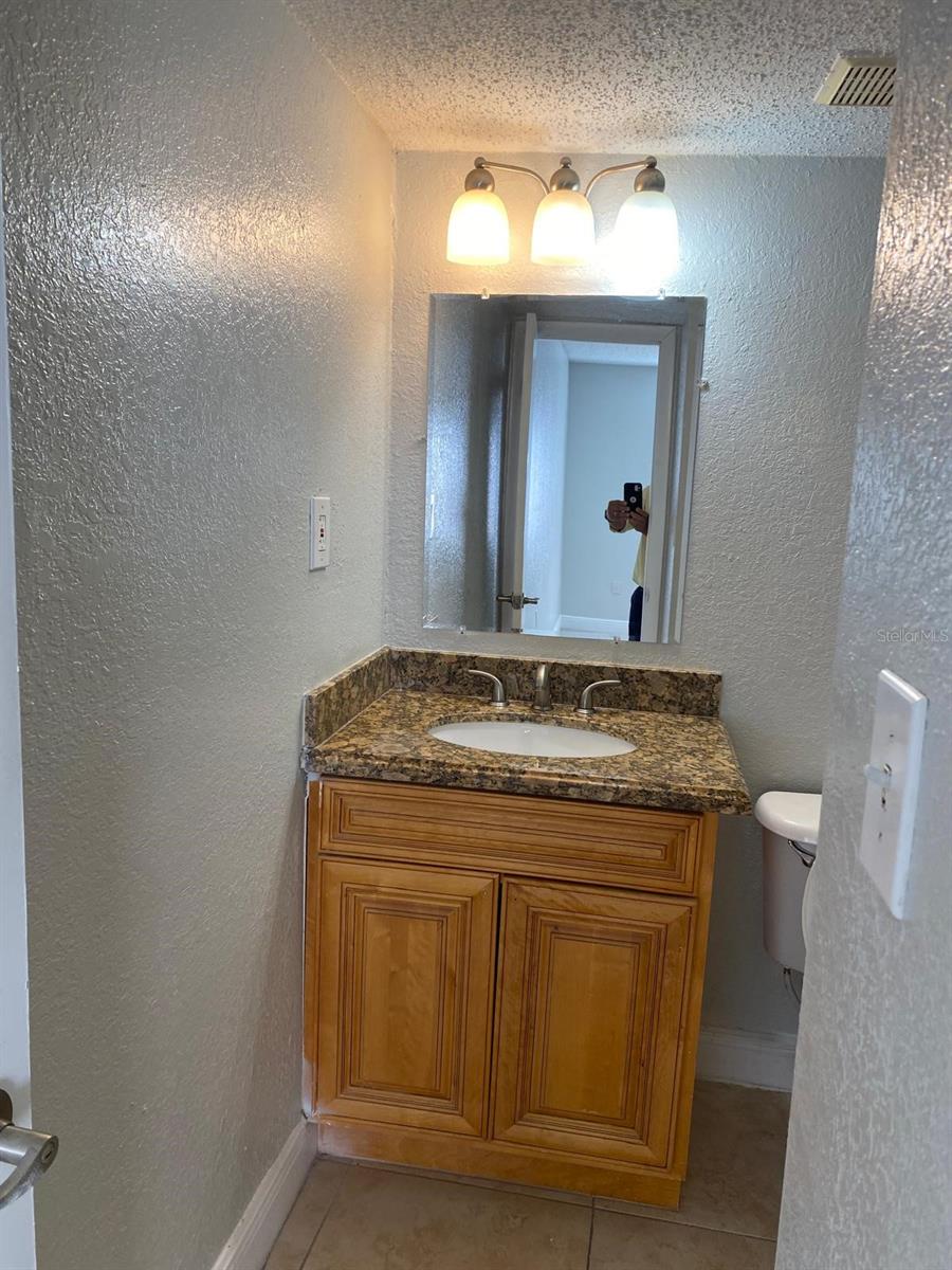 4749 S Texas Ave #4749c Property Photo 5