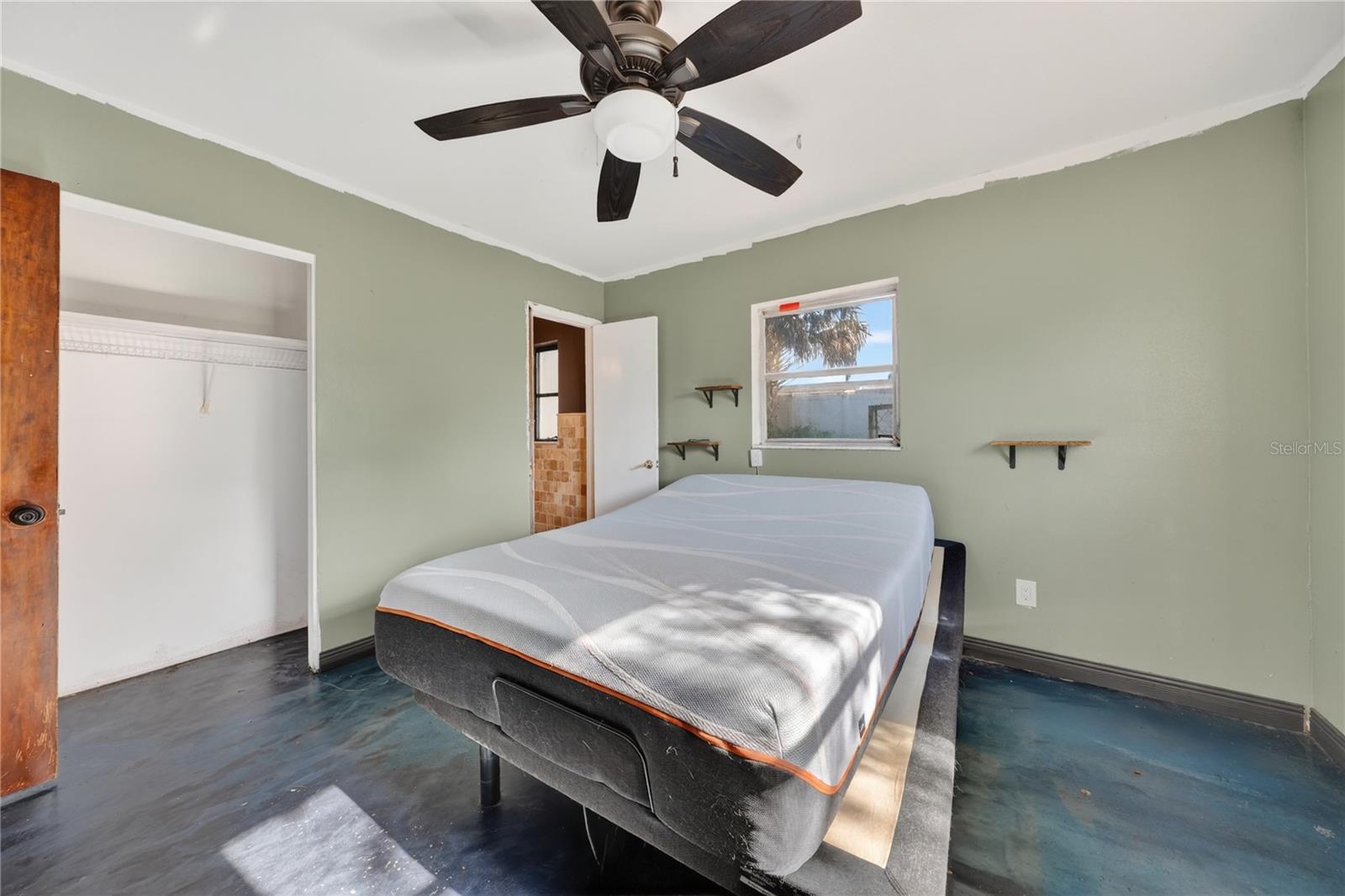 6031 W. Ridgewood Avenue Property Photo 20