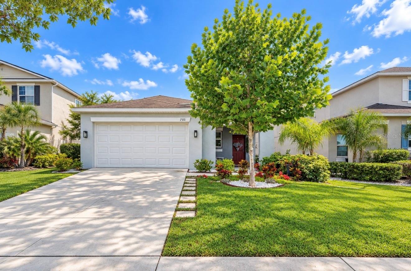 7111 AMELIA COVE CT Property Photo 1