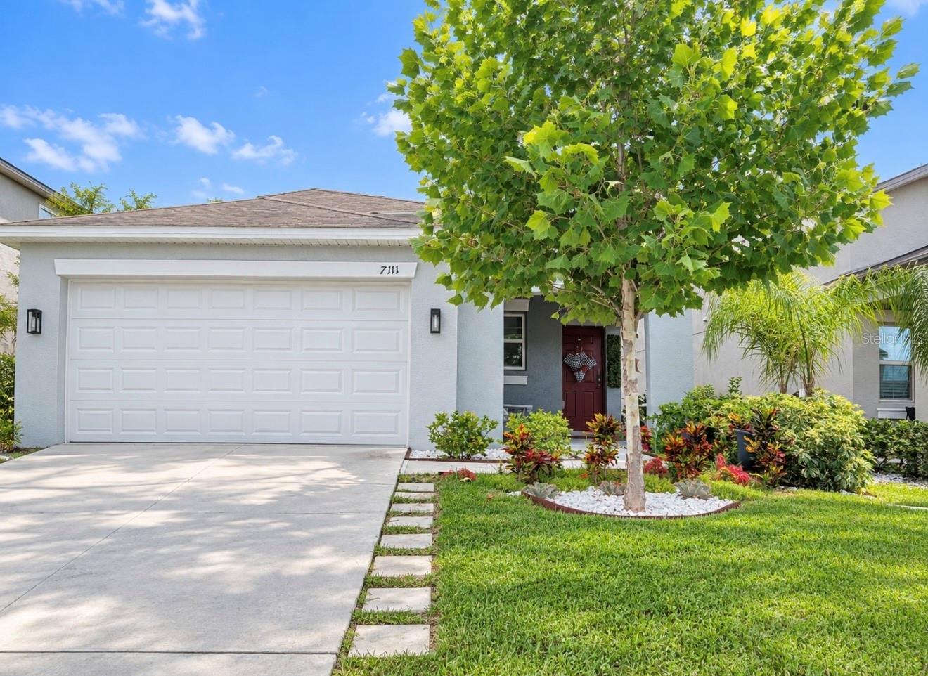 7111 Amelia Cove Ct Property Photo 4