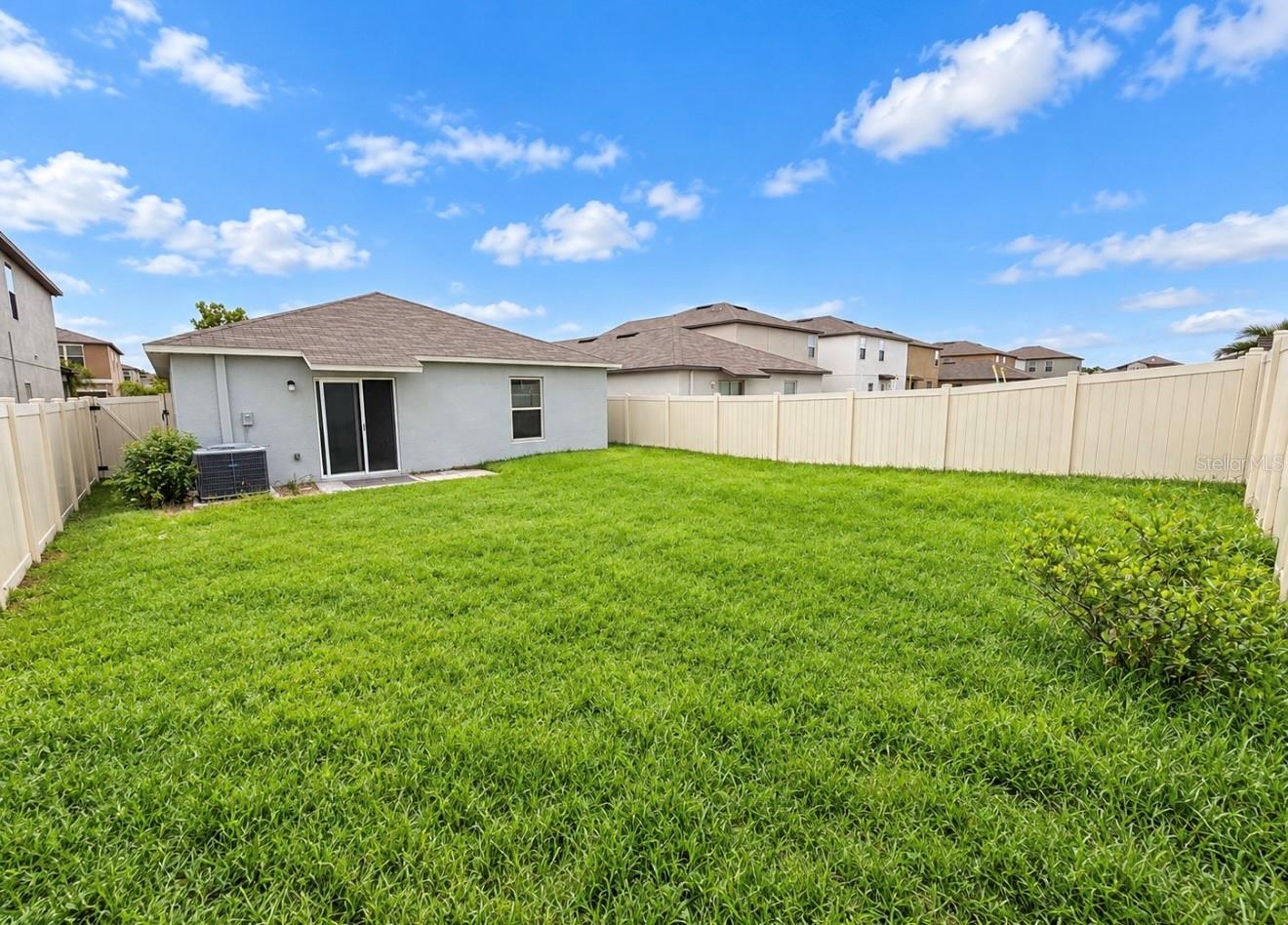 7111 Amelia Cove Ct Property Photo 20