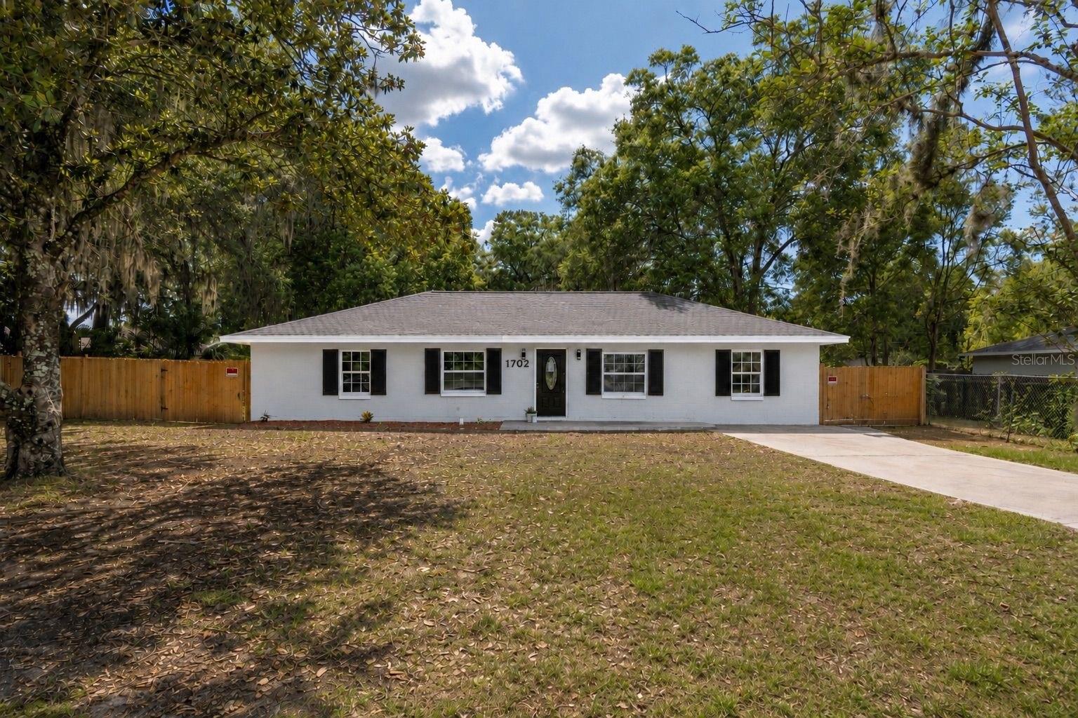1702 NW 27TH AVE