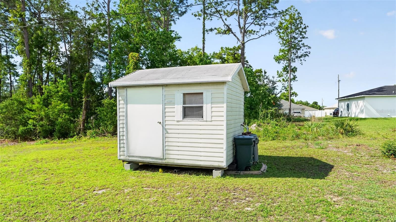 208 Marion Oaks Trl Property Photo 47