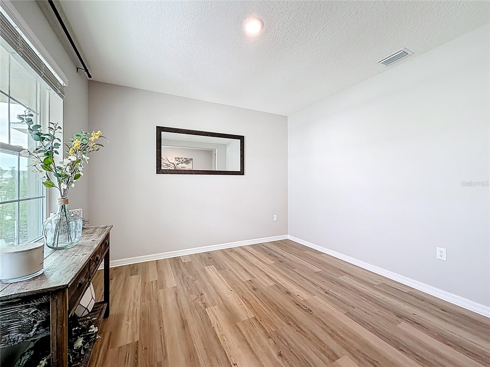 3723 Paragon Ln Property Photo 7