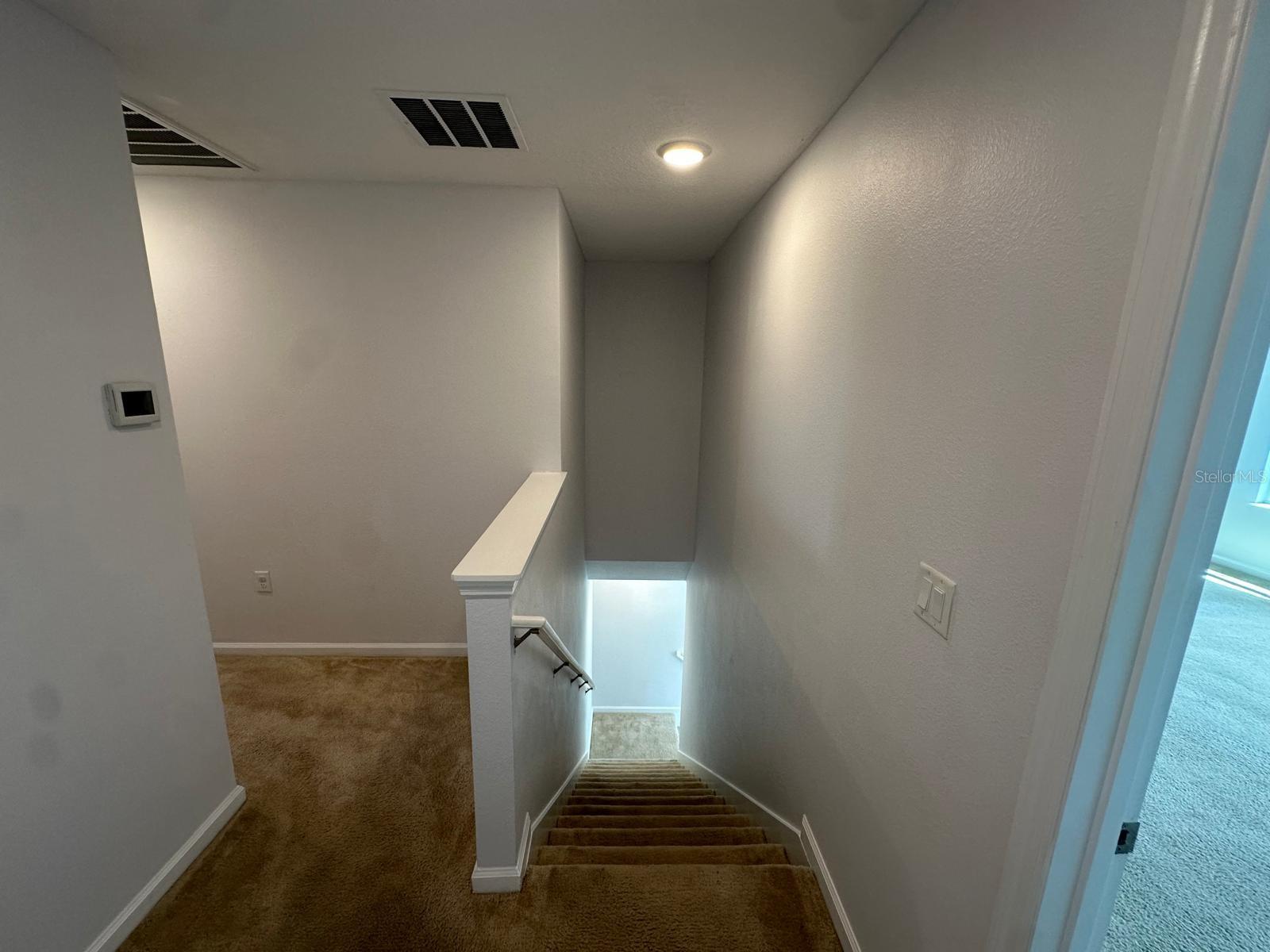O6410509 Property Photo 9