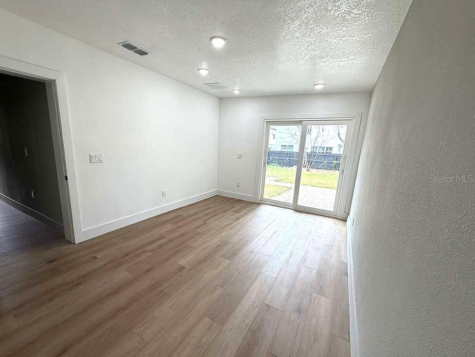 1741 Lyndale Blvd Property Photo 9