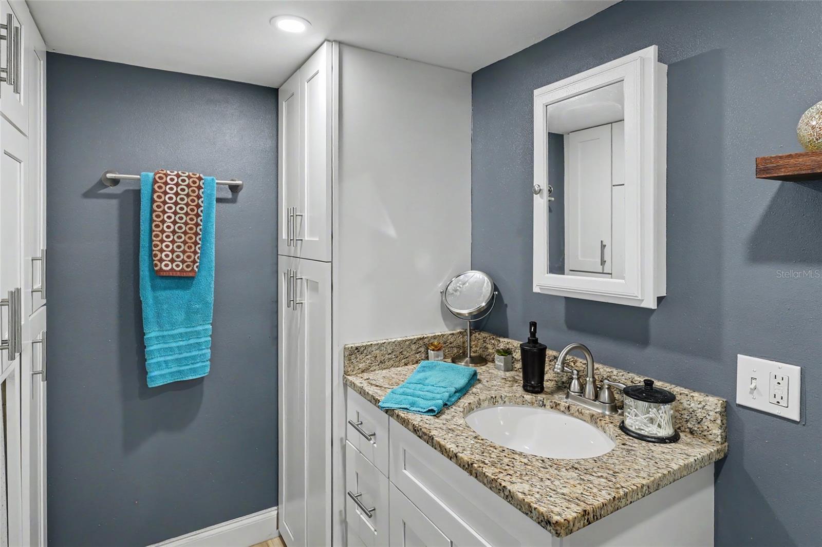 44216 Lake Mack Dr Property Photo 8