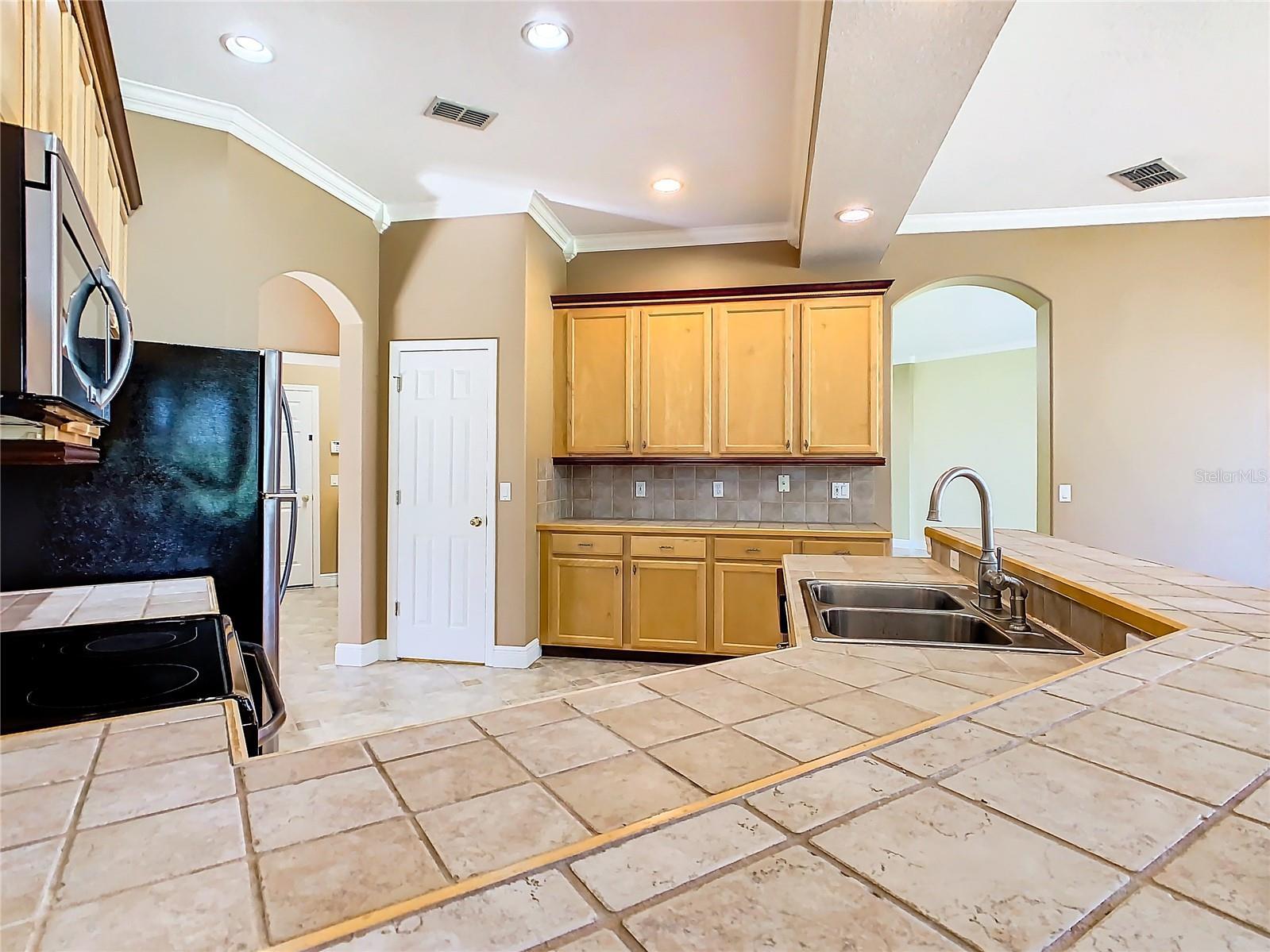 4925 Brightmour Cir Property Photo 18
