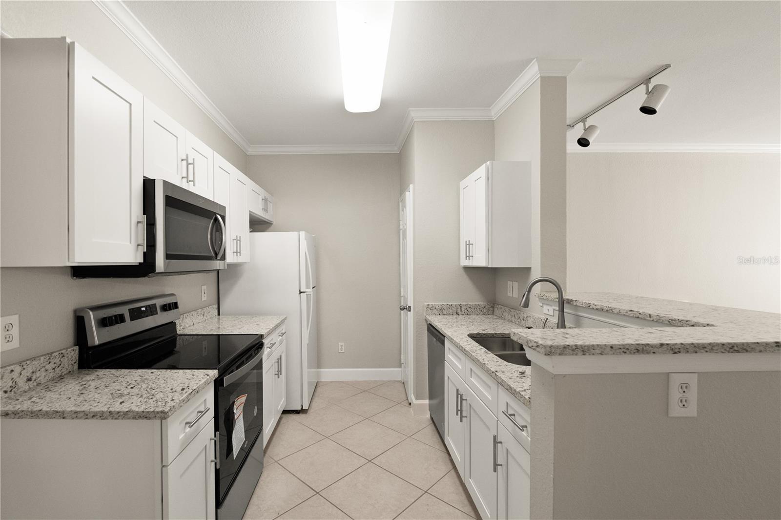 4307 Bayside Village Dr #103 Property Photo 17