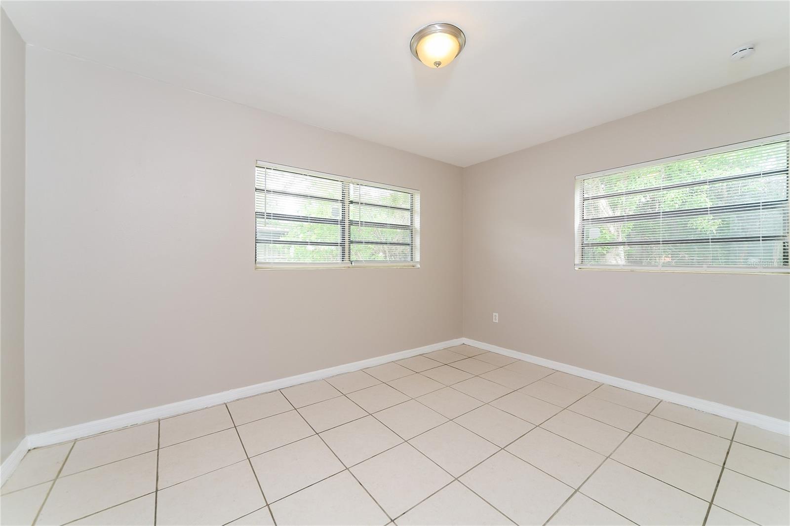 936 Alecon Dr Property Photo 14