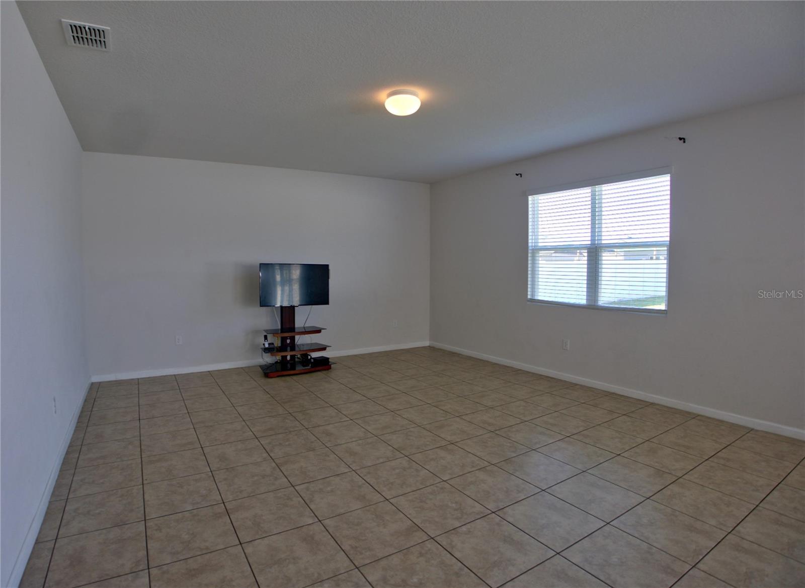 3576 Bristol Cove Ln Property Photo 6