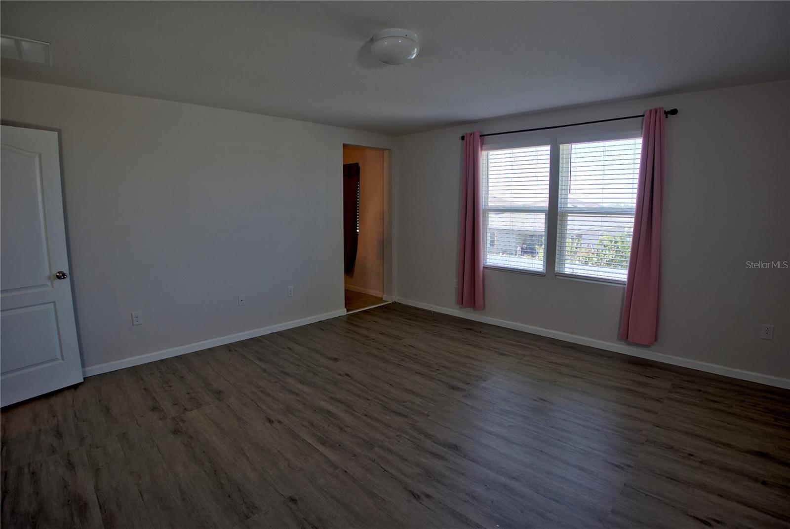 3576 Bristol Cove Ln Property Photo 9