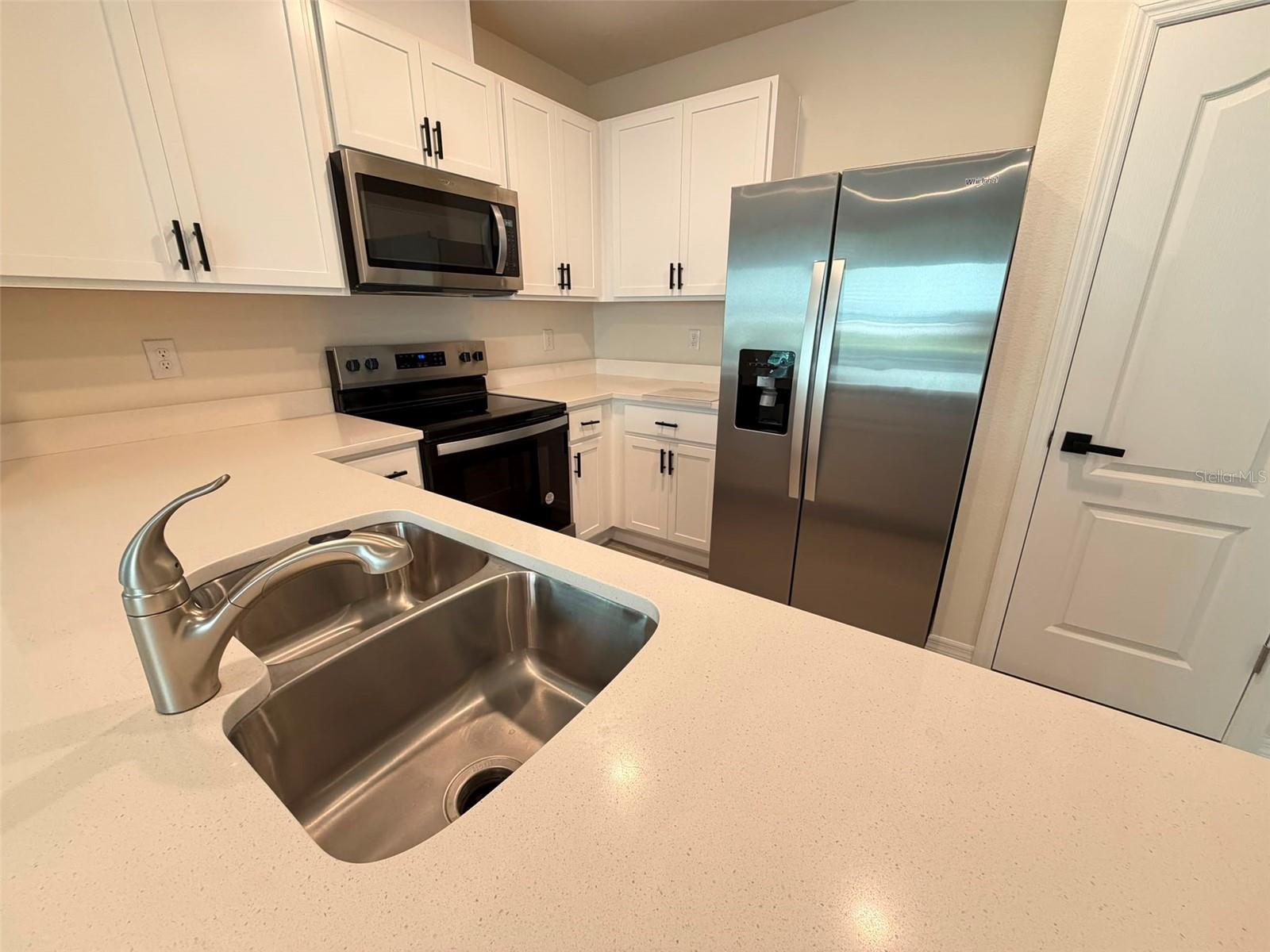 2730 Puffin Pl Property Photo 11