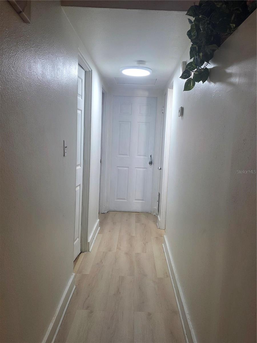 1005 Kimball Dr Property Photo 2