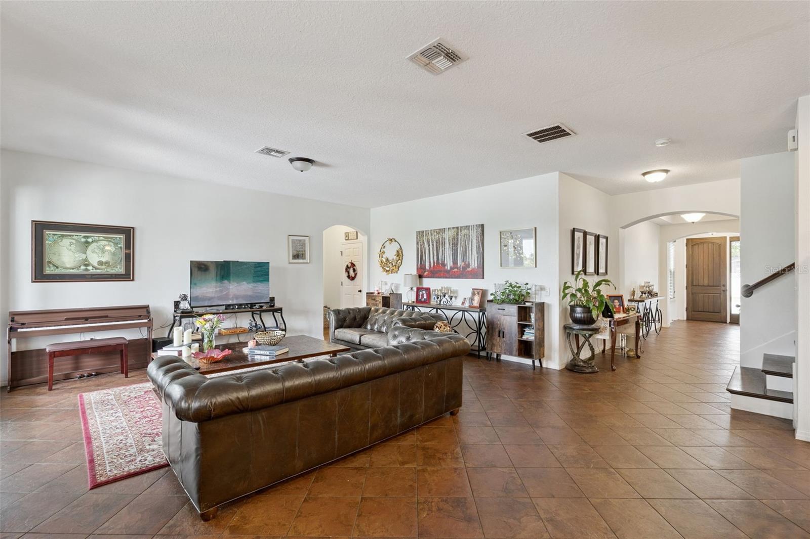 9189 Busaco Park Way Property Photo 19
