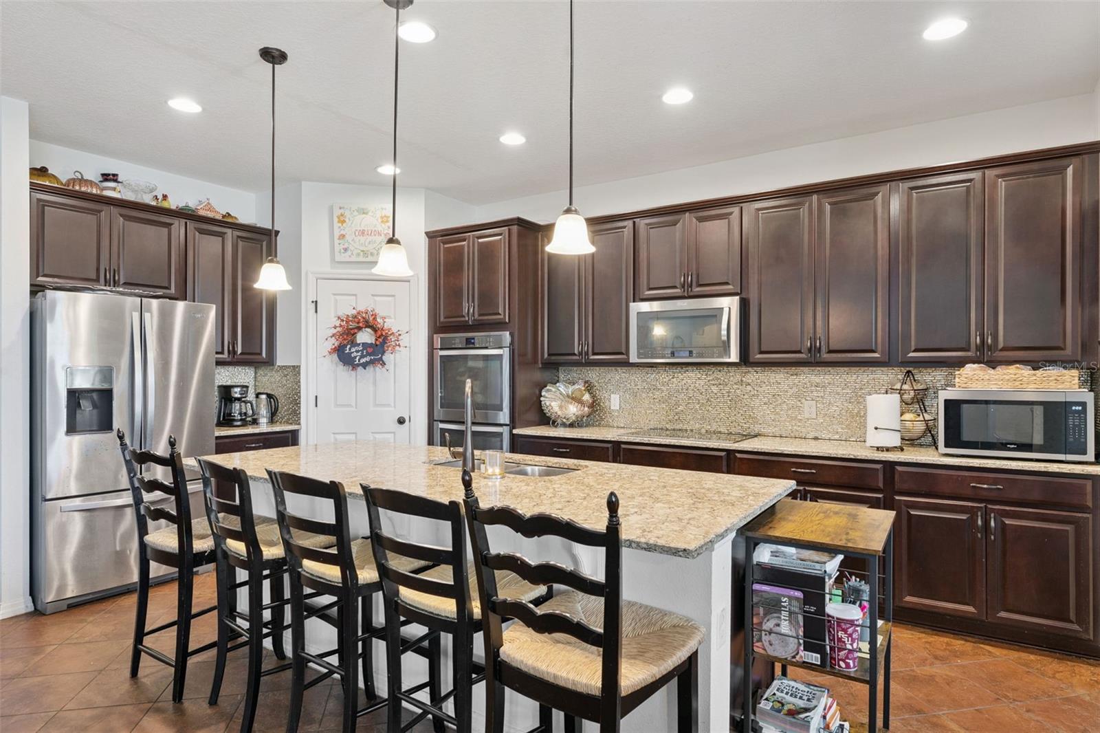 9189 Busaco Park Way Property Photo 20