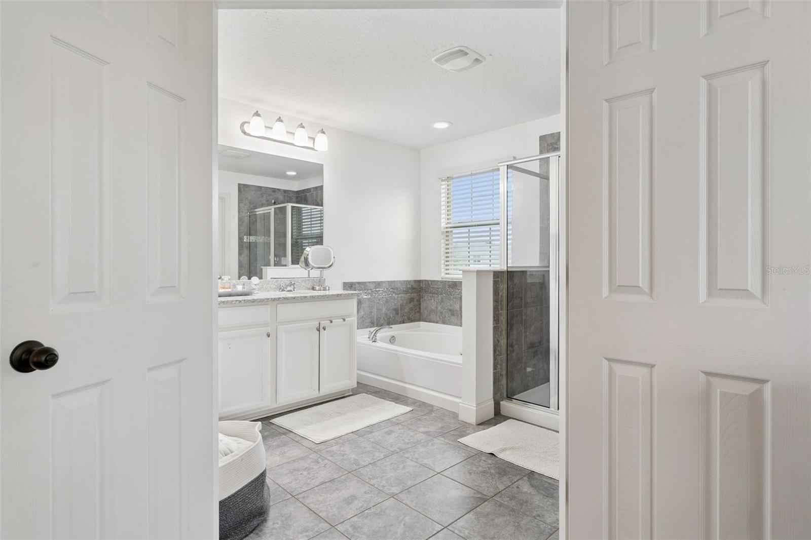 9189 Busaco Park Way Property Photo 29