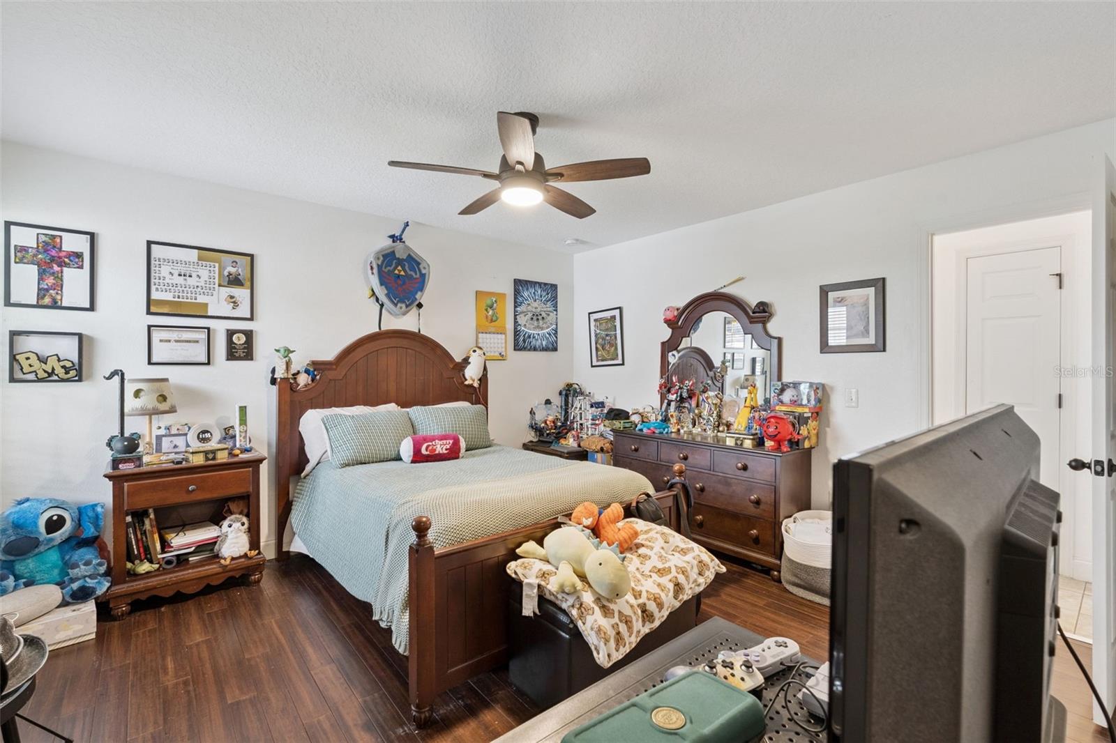 9189 Busaco Park Way Property Photo 34