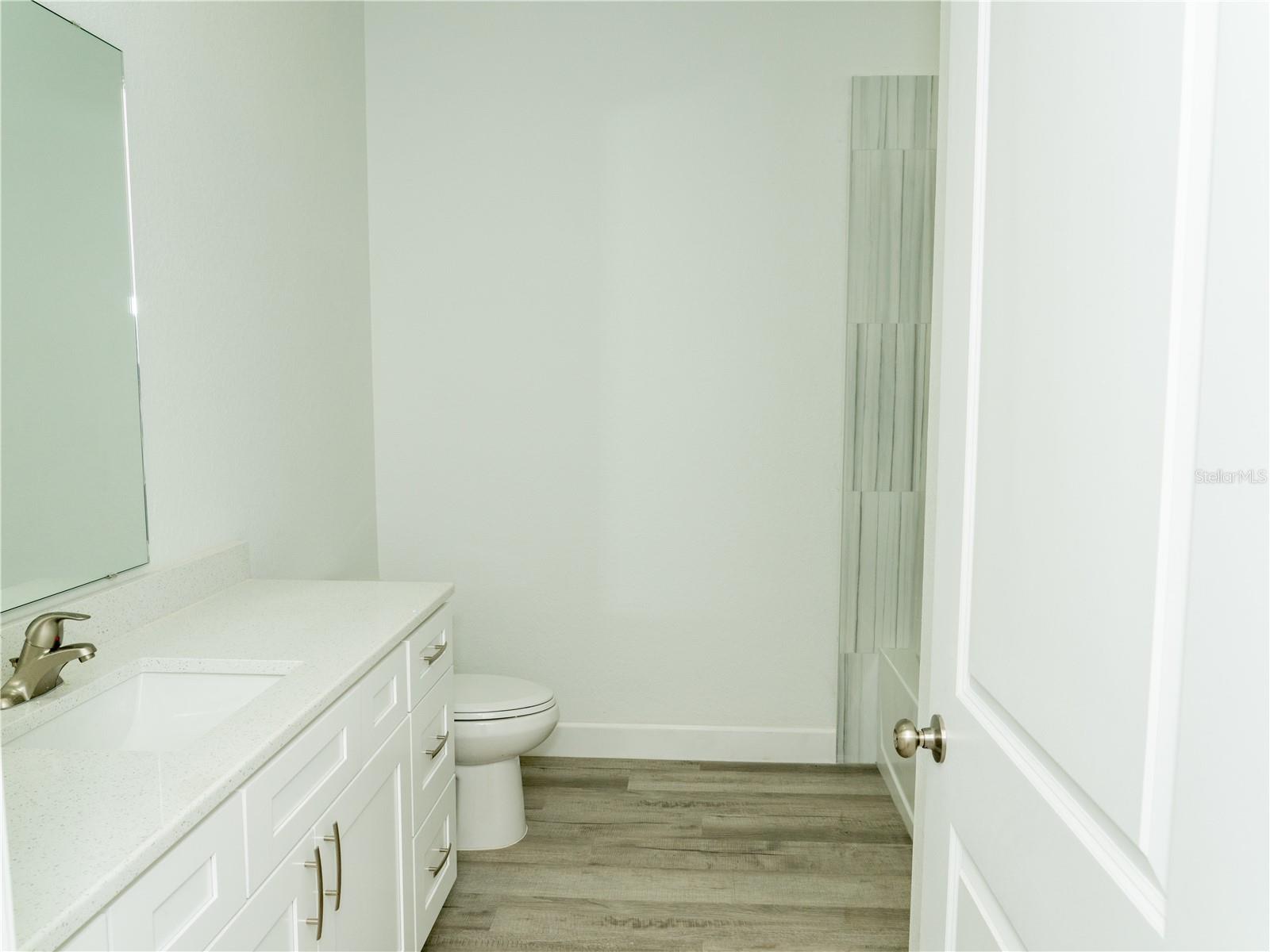 1115 Hickory Property Photo 15