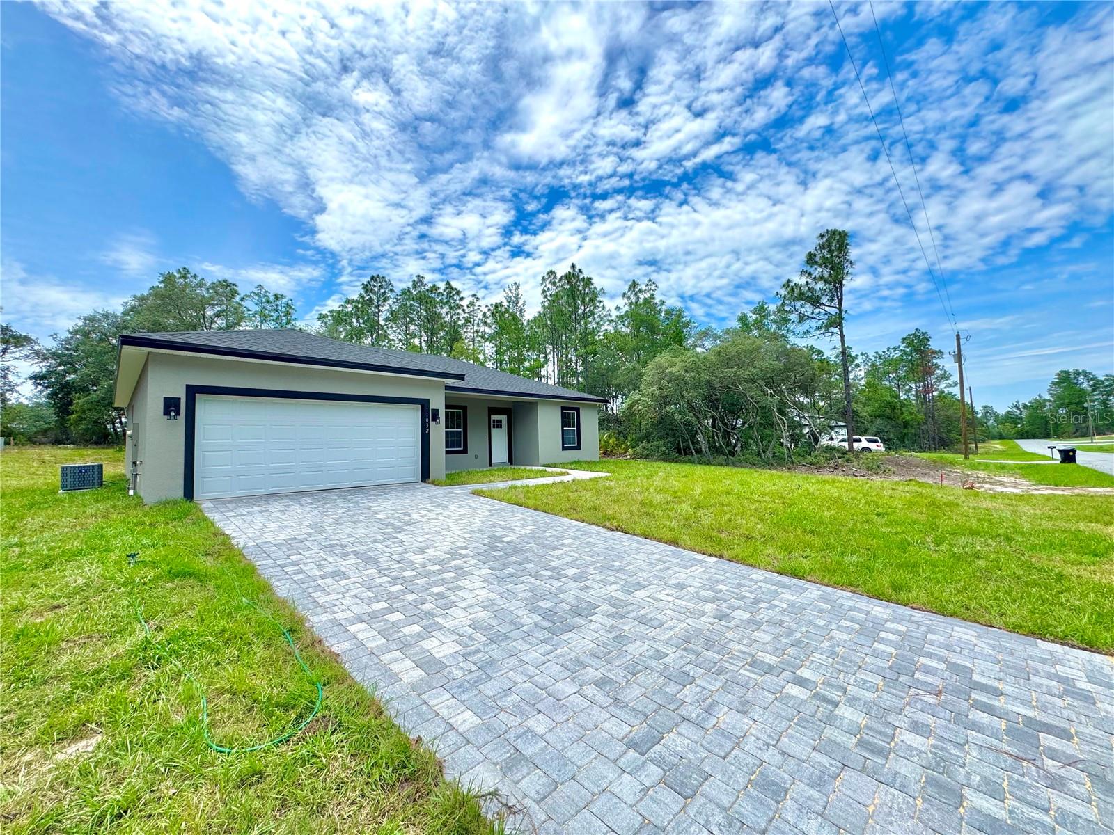 11032 N Trigger Ter Property Photo 3
