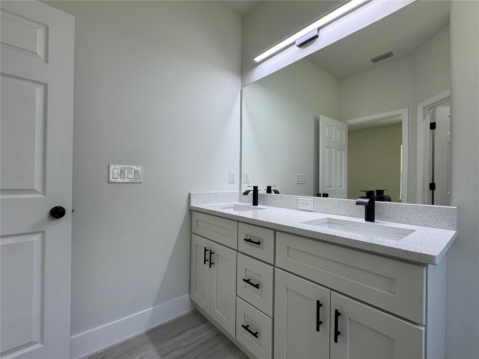 11032 N Trigger Ter Property Photo 28