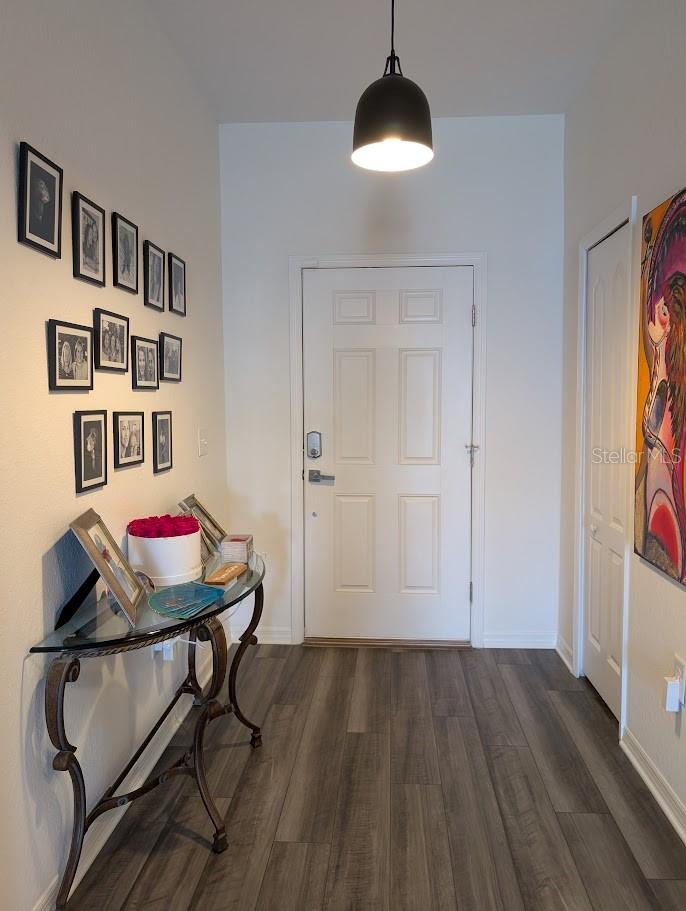 O6410714 Property Photo 4