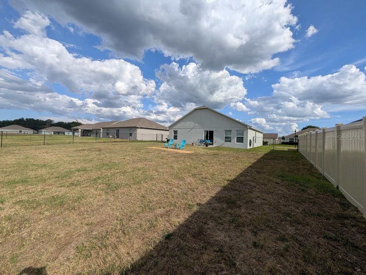 O6410714 Property Photo 16