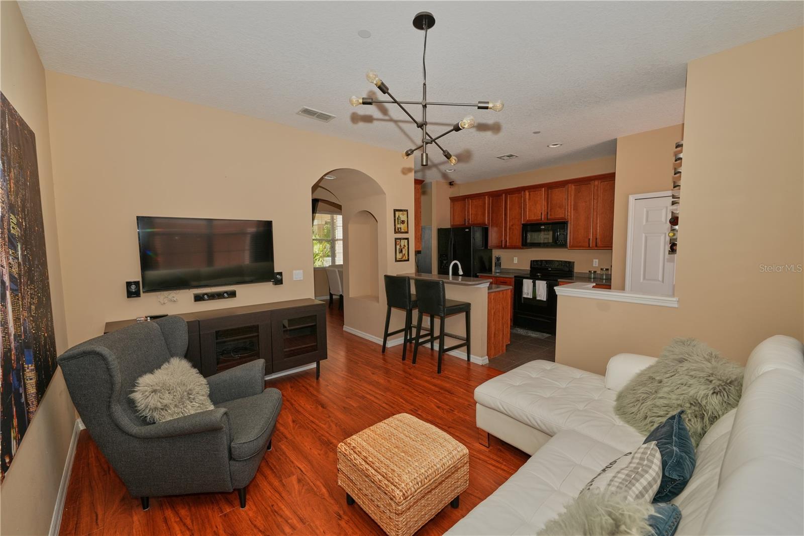 9135 Cardinal Meadow Trl Property Photo 13