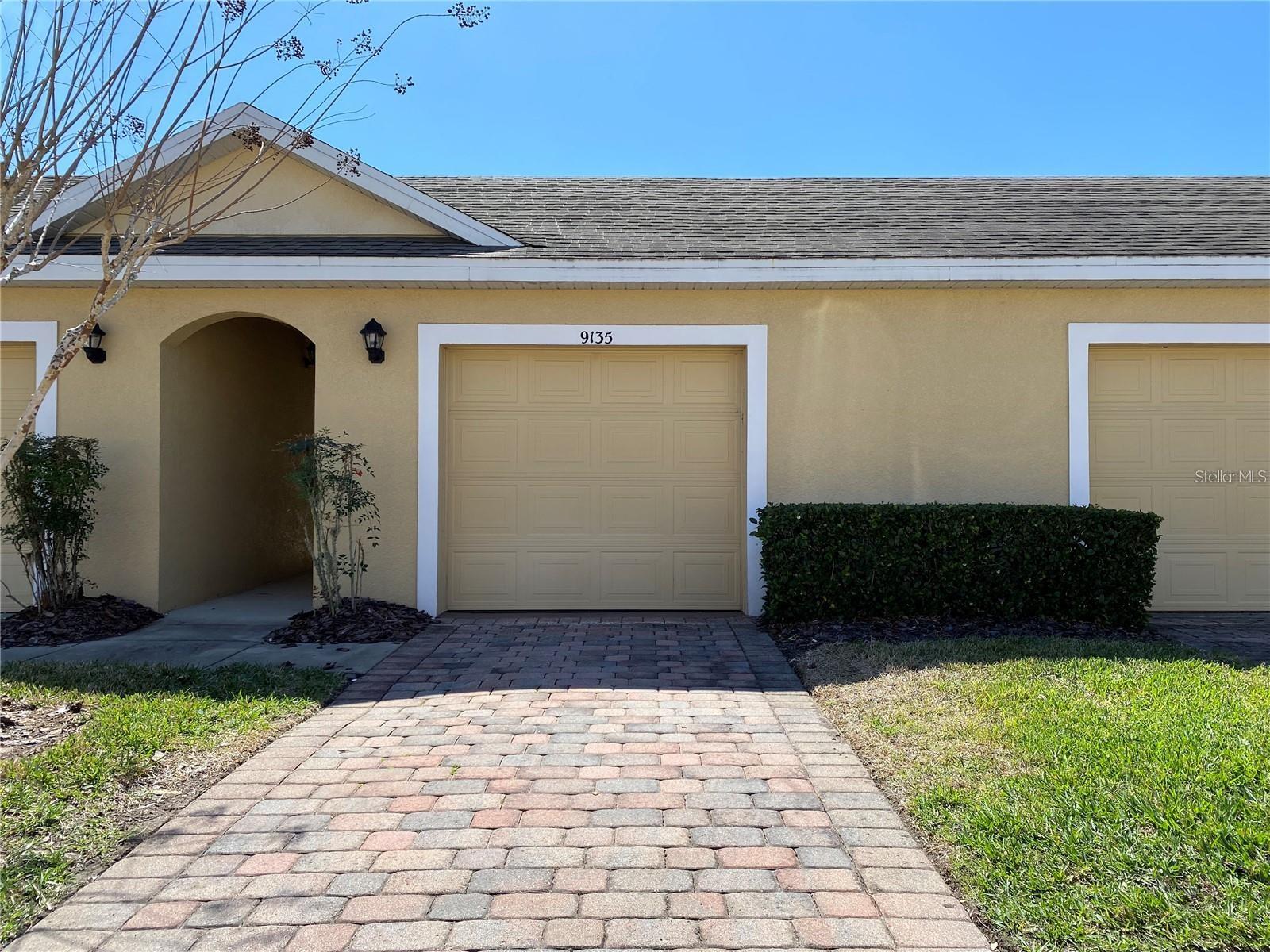 9135 Cardinal Meadow Trl Property Photo 28