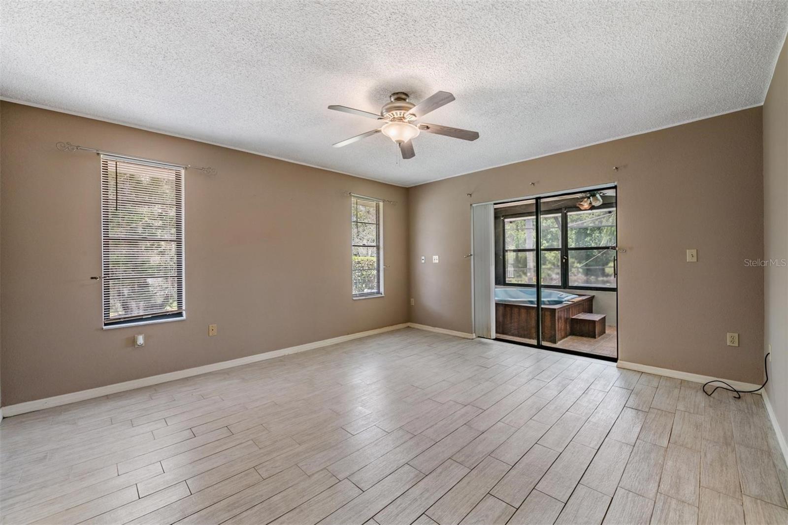 3817 Nicholas Cir Property Photo 44