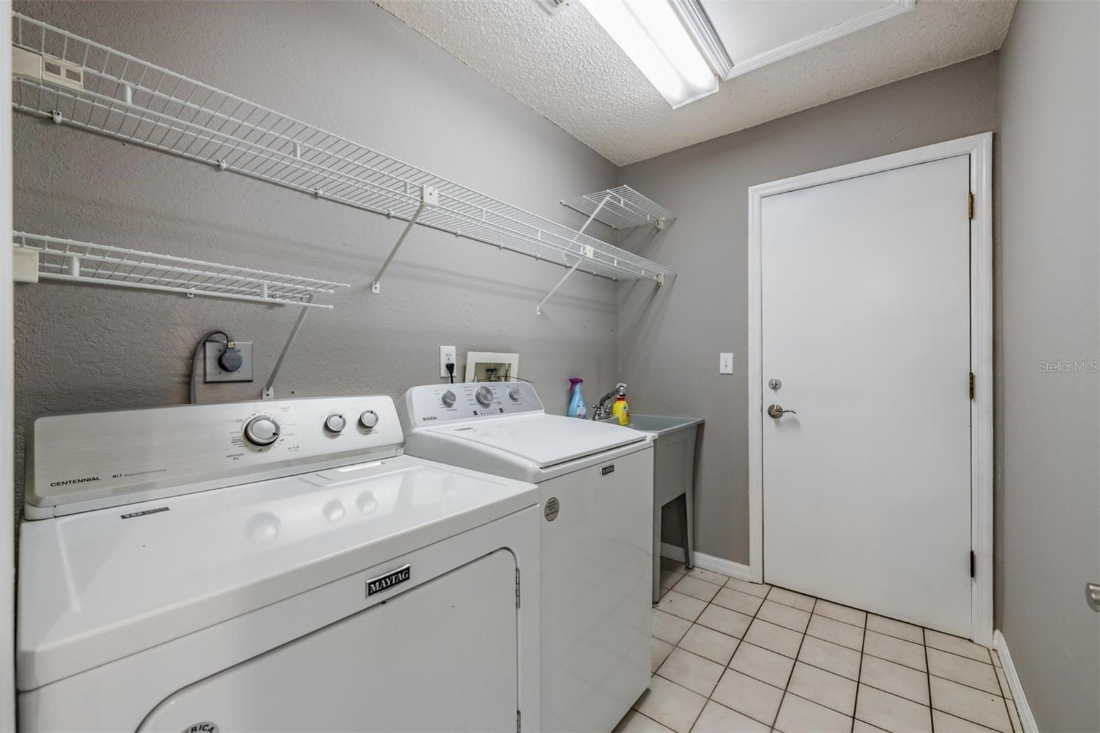 3817 Nicholas Cir Property Photo 58