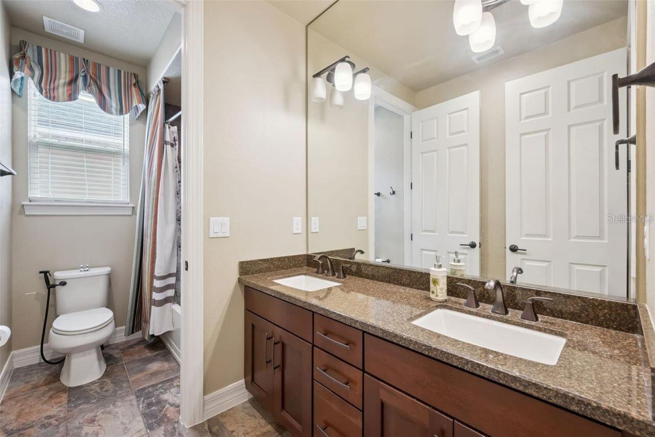 2683 Amati Dr Property Photo 27