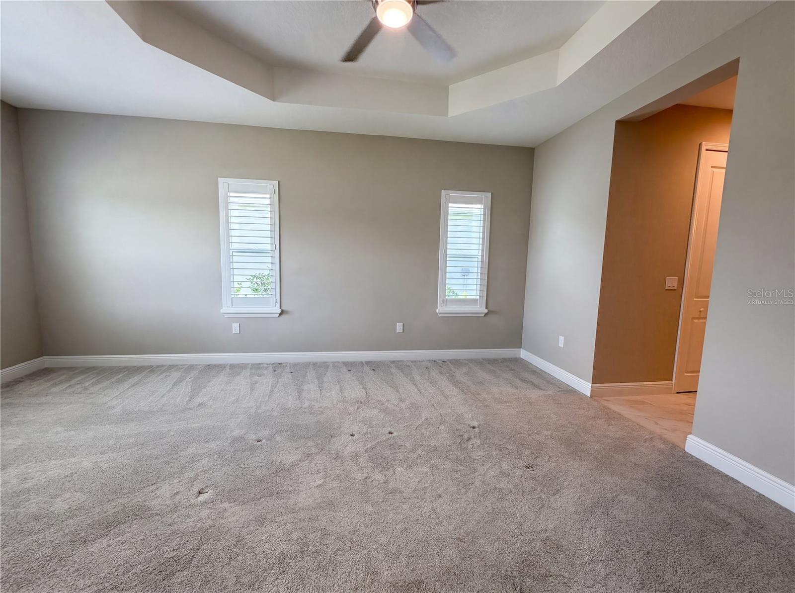 10710 Falling Leaf Ct Property Photo 4