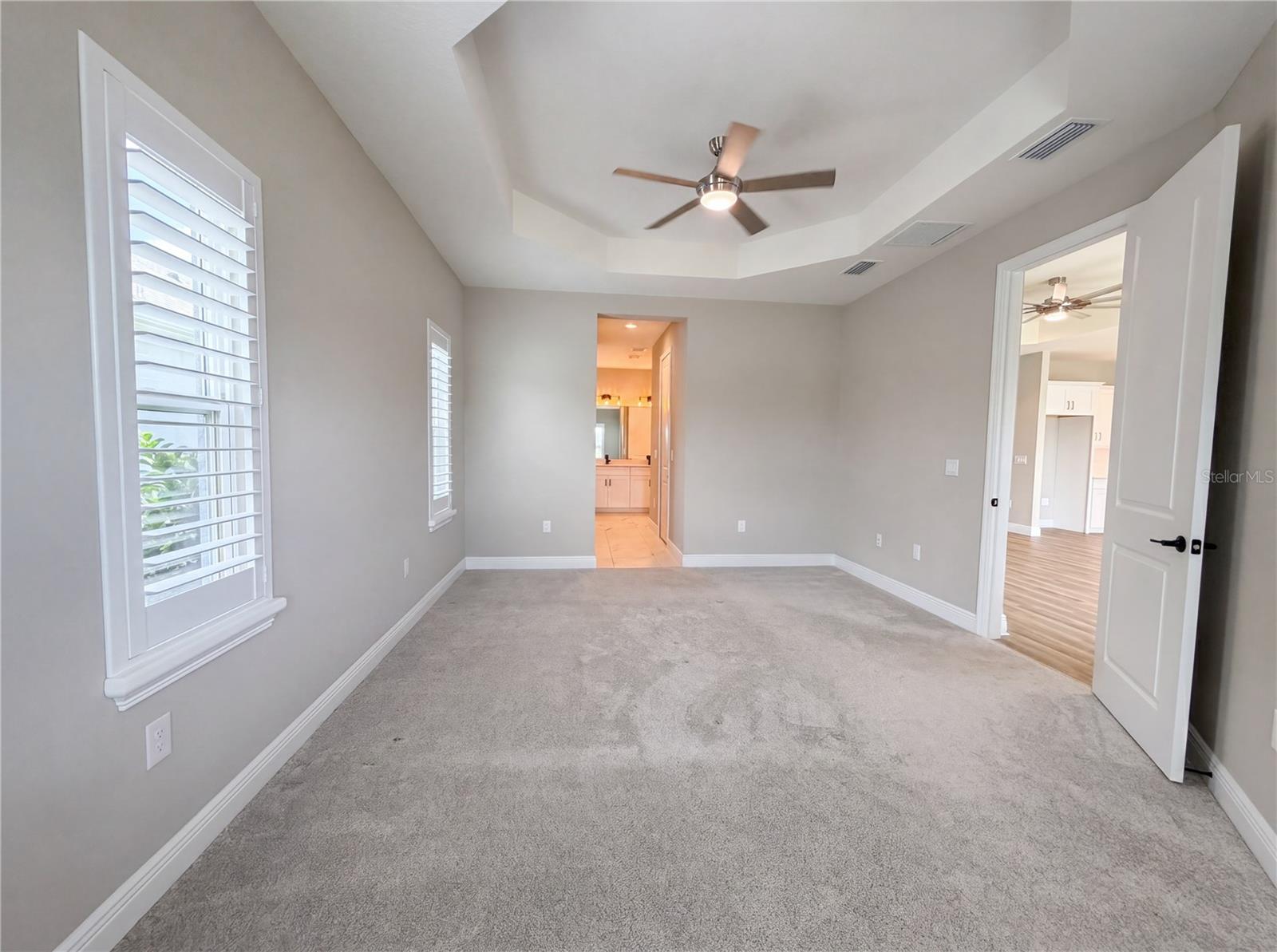 10710 Falling Leaf Ct Property Photo 12