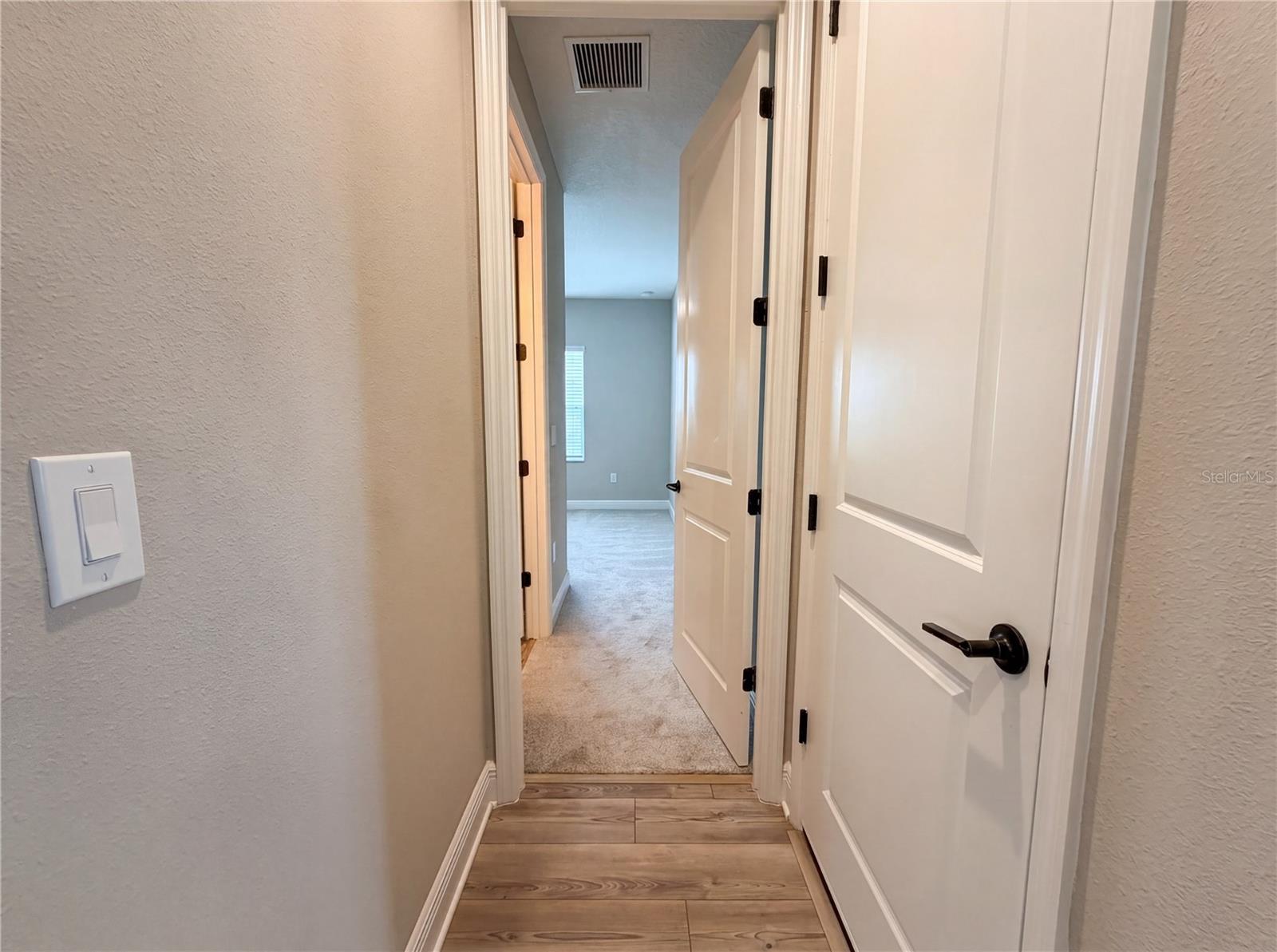 10710 Falling Leaf Ct Property Photo 16