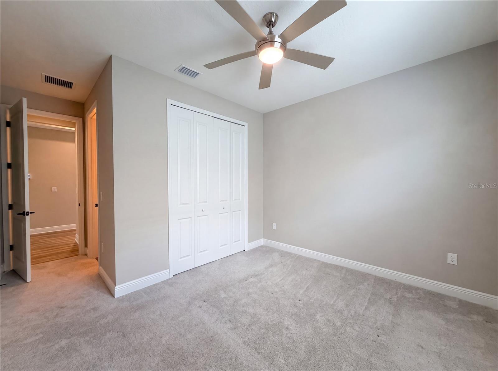 10710 Falling Leaf Ct Property Photo 18