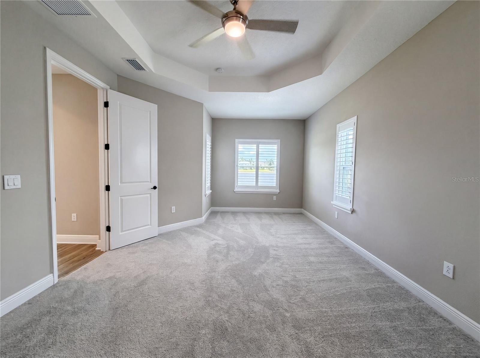 10710 Falling Leaf Ct Property Photo 21