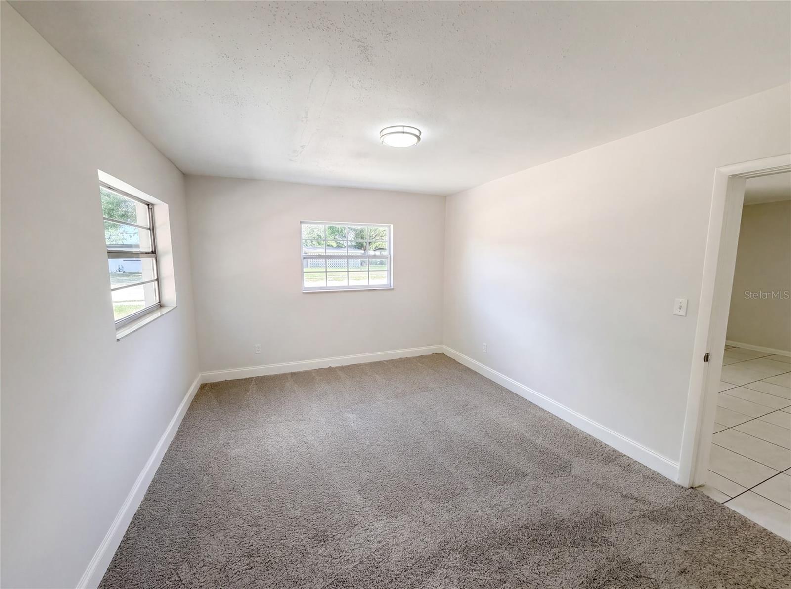 459 Notre Dame Dr Property Photo 10