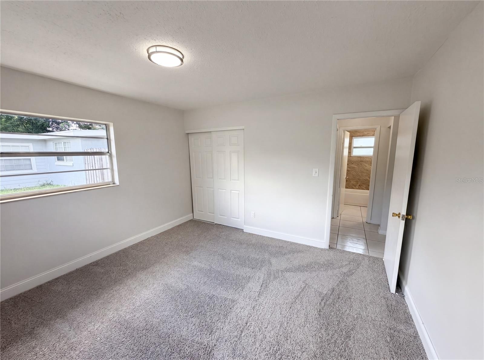 459 Notre Dame Dr Property Photo 12