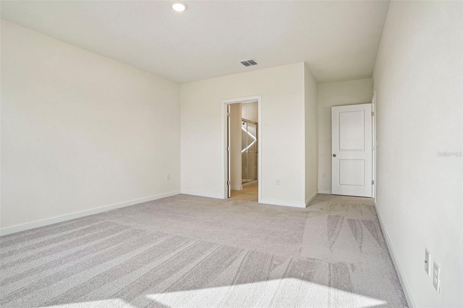 811 Andrew St Property Photo 15