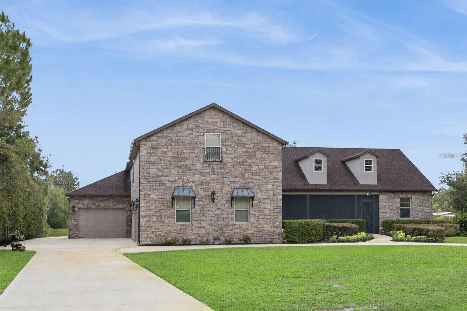 2075 Mustang Ct Property Photo 1