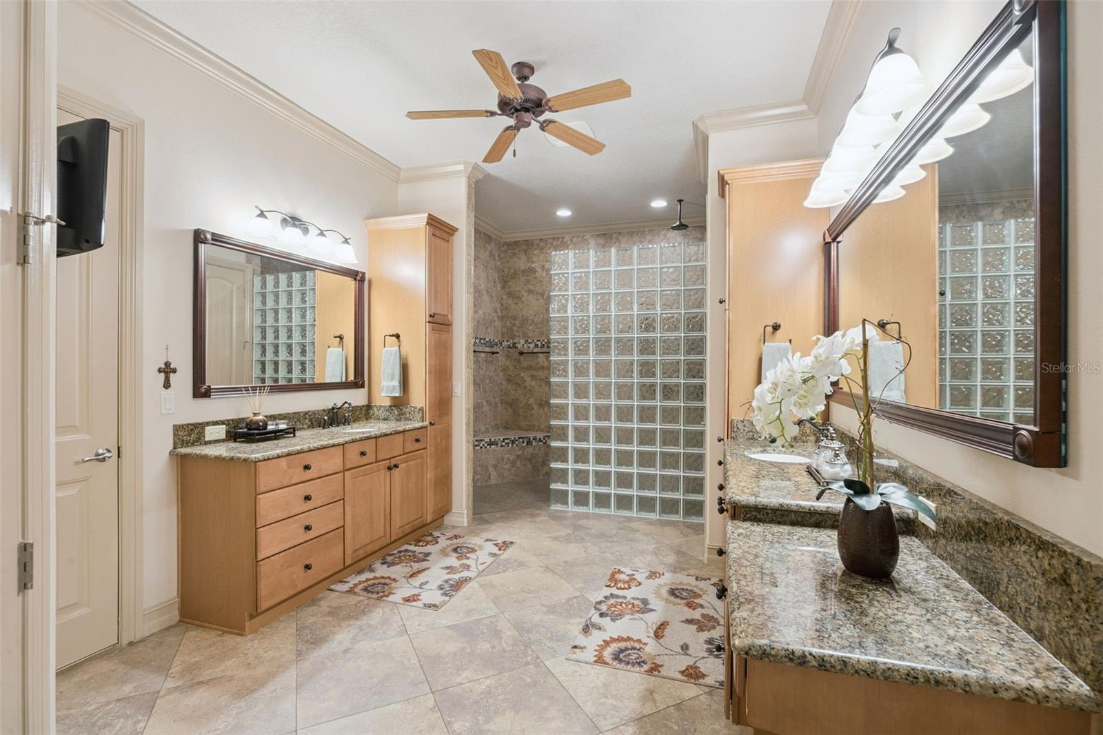 2075 Mustang Ct Property Photo 29