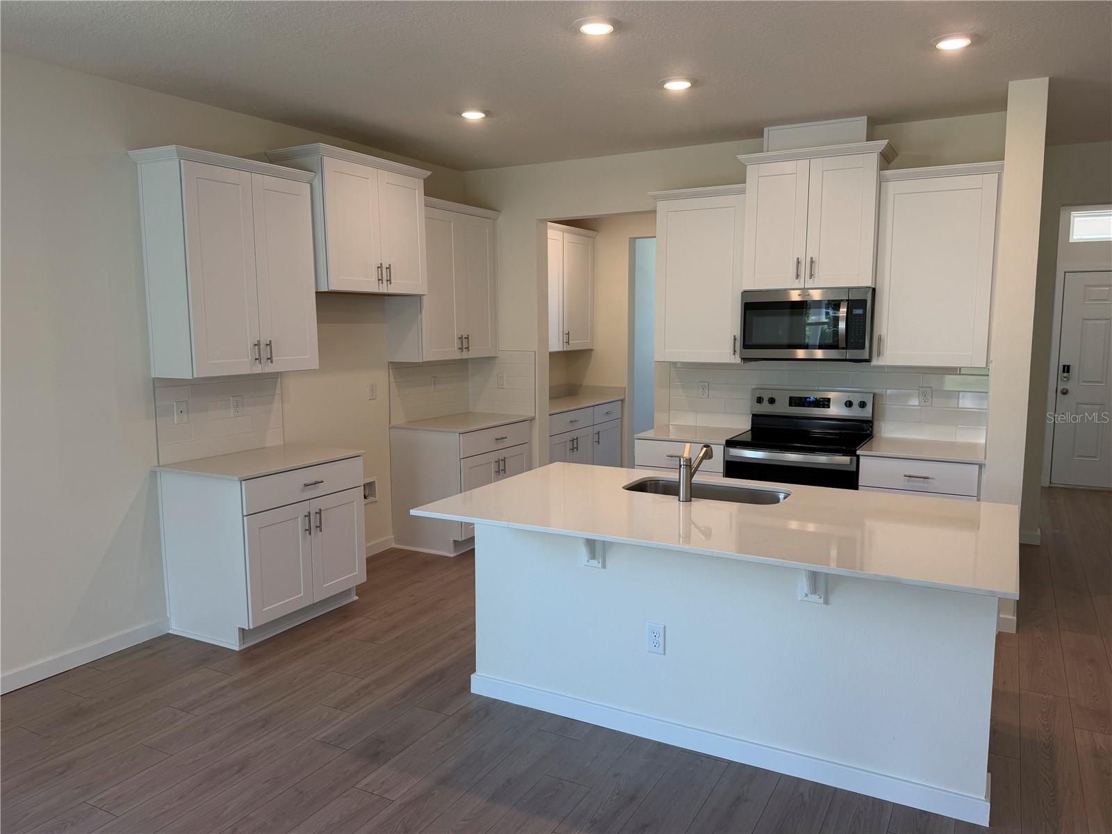 3024 Kingsman Trl Property Photo 2