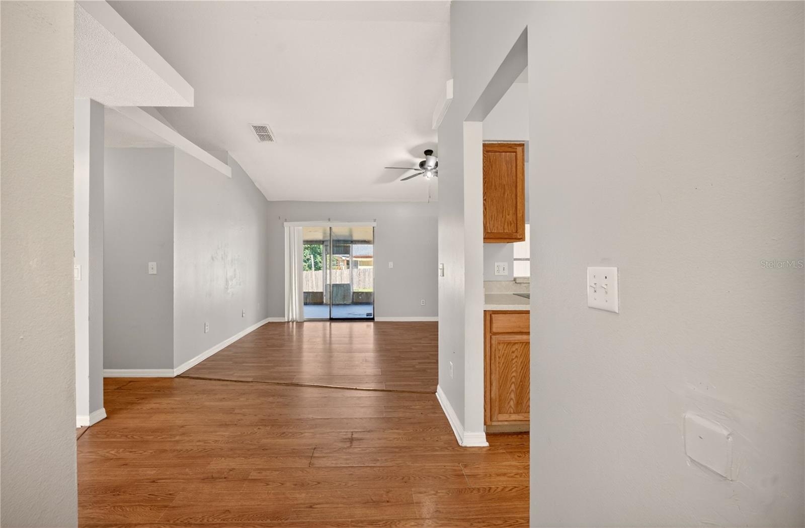 10810 Crescendo Loop Property Photo 5
