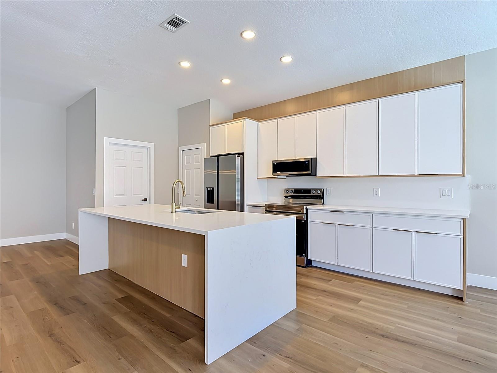 5013 Terra Vista Way Property Photo 4