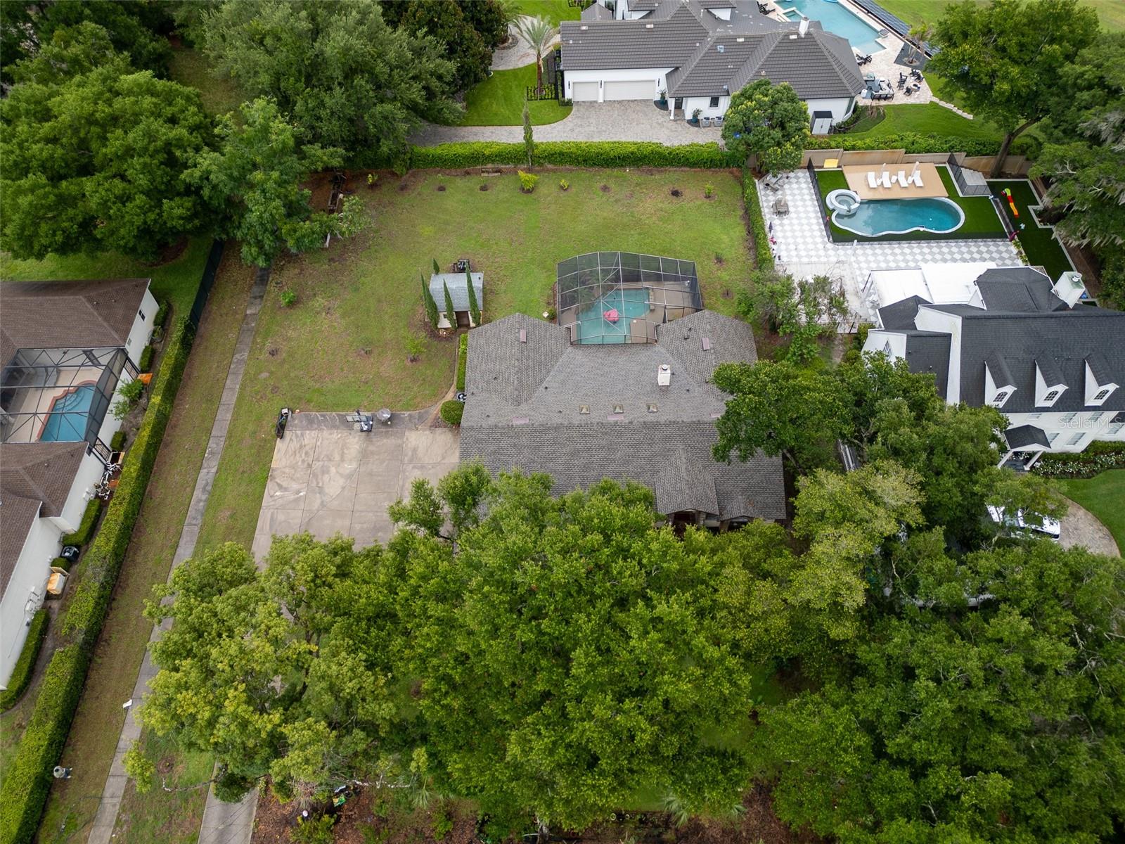 1407 Hempel Ave Property Photo 65